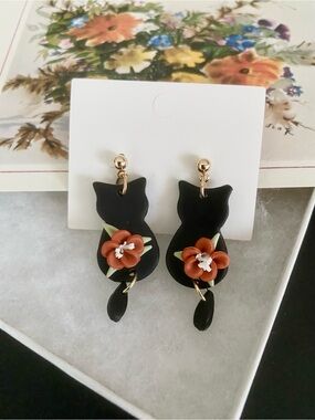 🍏50% OFF/3+...Polymer Clay Black Cat Dangle Earrings with Rust Flower Accent